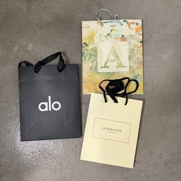 Shopping Bag Bundle- Alo Yoga, Anthropologie, Jo Malone - Picture 1 of 7